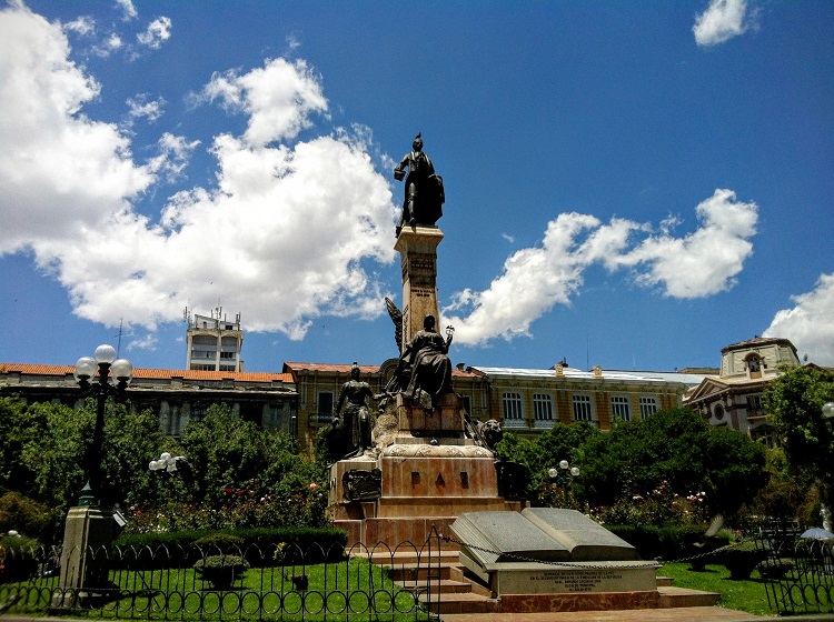 red cap walking tour la paz bolivia