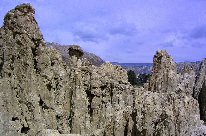 valley de la luna la paz bolivia