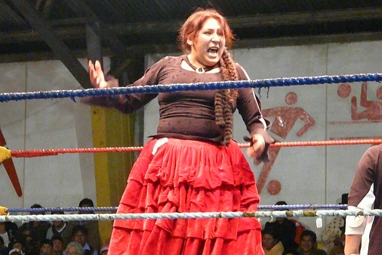 cholita wrestling